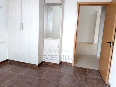 2bdrm Apartment in Parklands for rent - Image 12