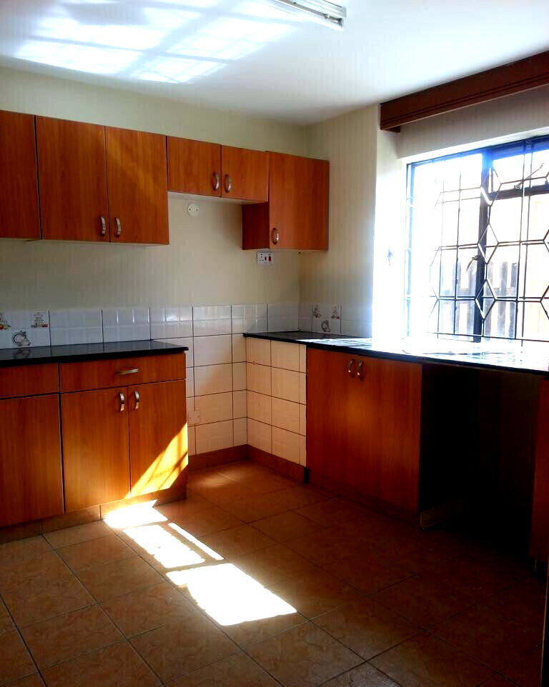 3BR Maisonette with DSQ & Tenant Paying 50K - Syokimau