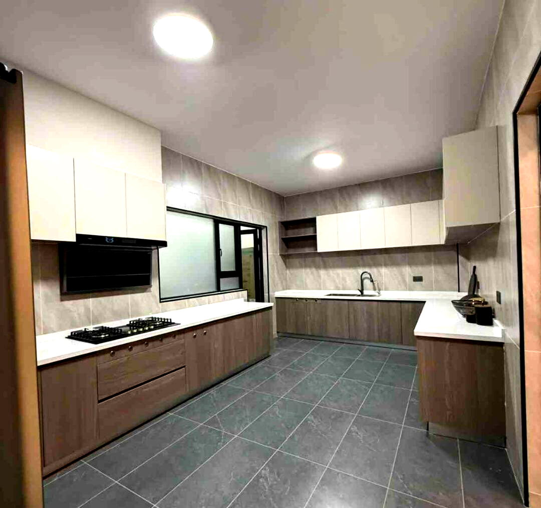 5BR All-Ensuite + Study & Private Lift - Othaya Road, Kileleshwa