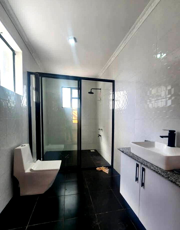 5BR All-Ensuite Townhouse with Rooftop Terrace & DSQ - Ngong