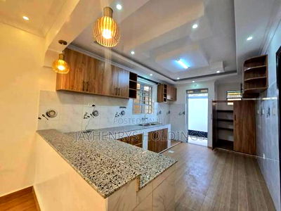 3bdrm Bungalow in Kimbo for sale - Image 6