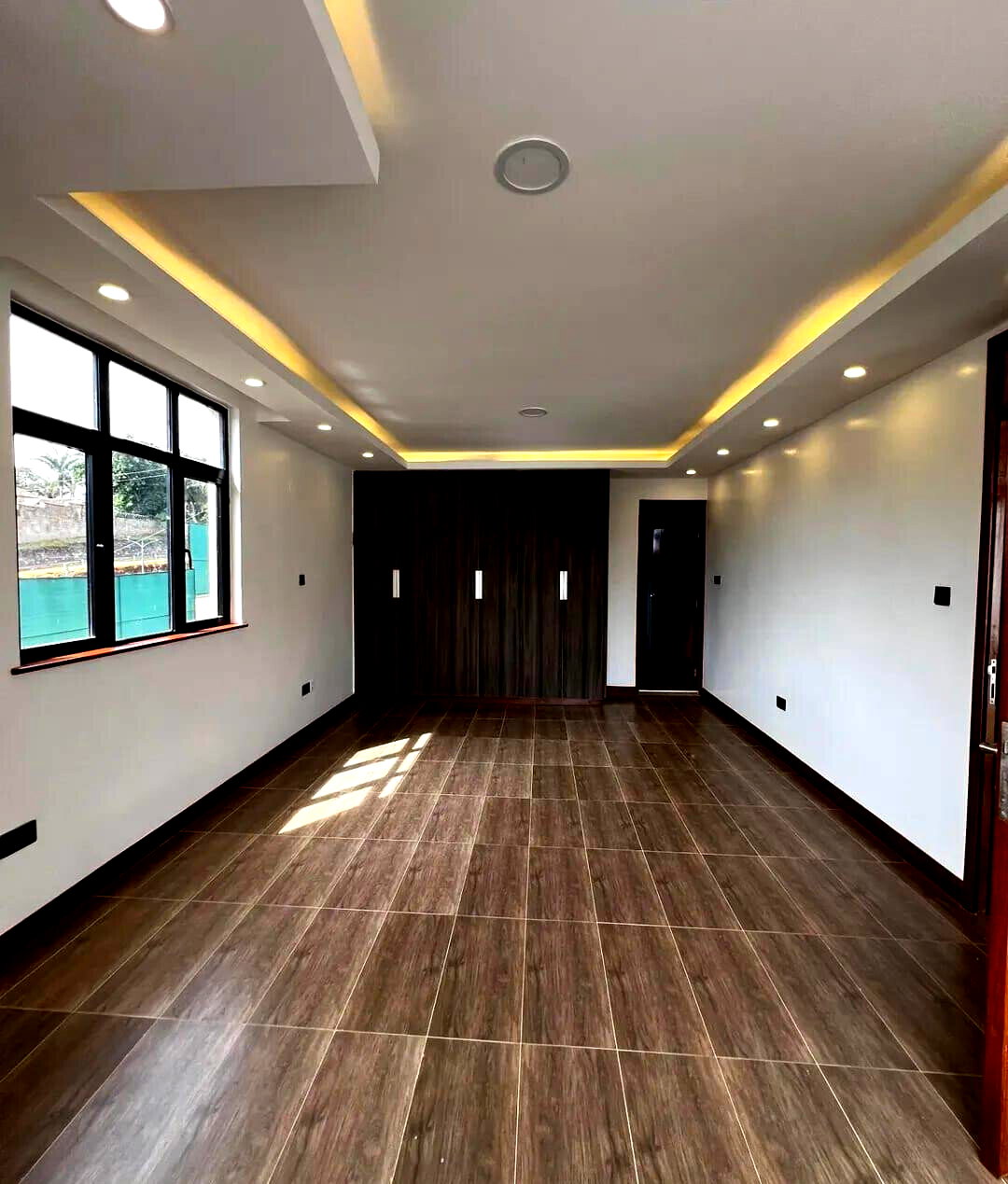 5-Ensuite Townhouse with Lift & Generator - Kyuna Estate