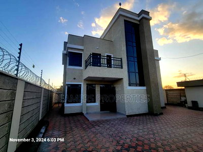 5bdrm Maisonette in Kamakis for sale - Image 4