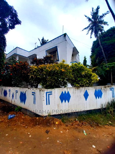 5bdrm House in Tudor for Sale - Image 4