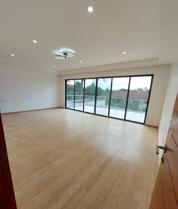 Ultra-Modern 5-Bed Townhouse with Rooftop Terrace – Old Runda, Karen