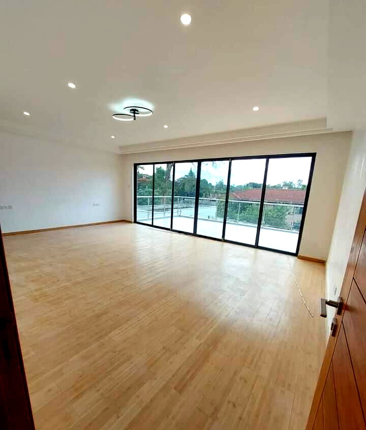 Ultra-Modern 5-Bed Townhouse with Rooftop Terrace – Old Runda, Karen