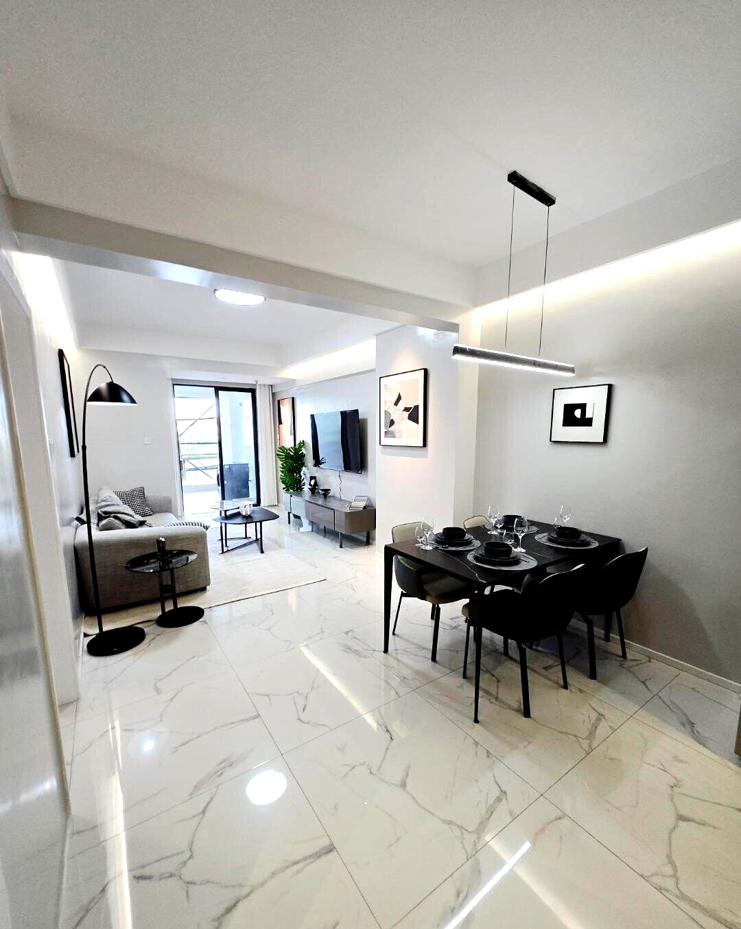 1BR Plus Study with Rooftop Pool & Gym – Upperhill, Nairobi