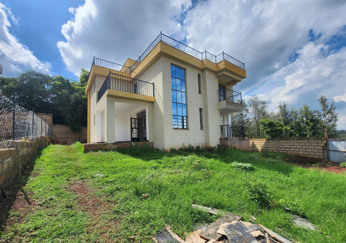 4BR All-Ensuite Townhouse with Rooftop & DSQ - Ngong