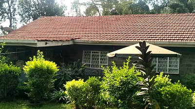 1/2 + Bedrooms Acre Land for in Ngong Kibiko - Image 1