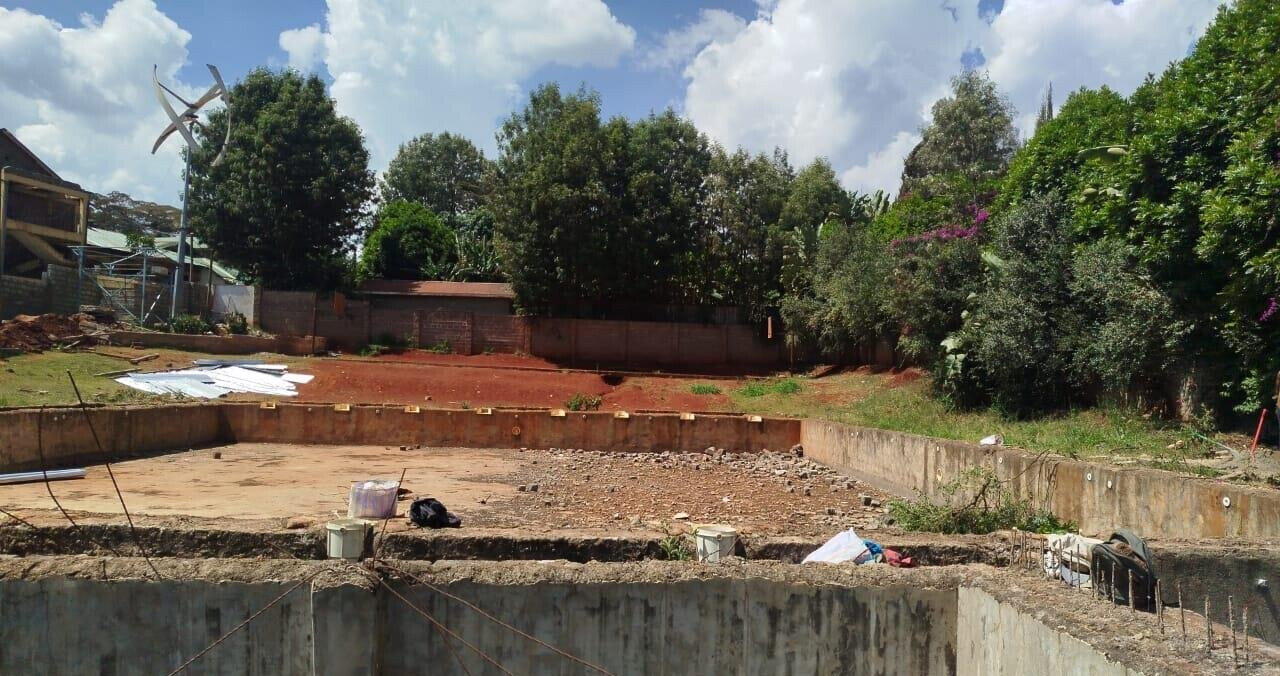 1 Acre Commercial Plot with Garden