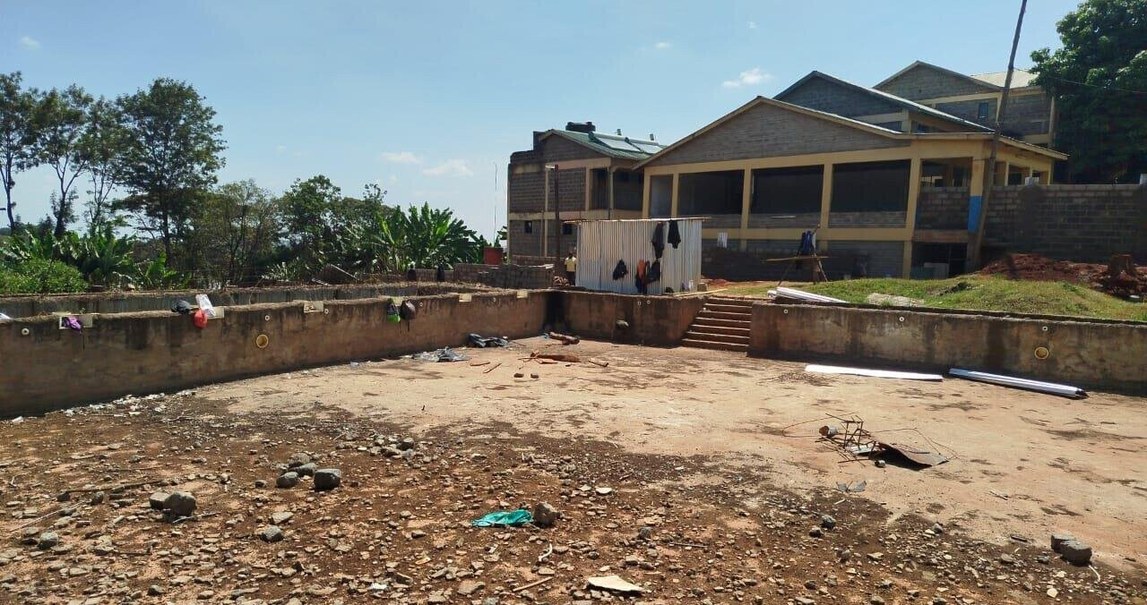 1 Acre Commercial Plot with Garden
