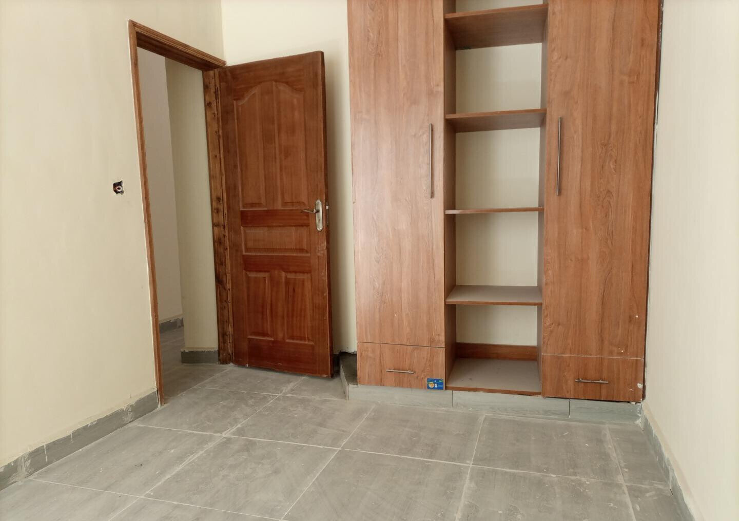Cozy 1BR with Parking at KSh 38K