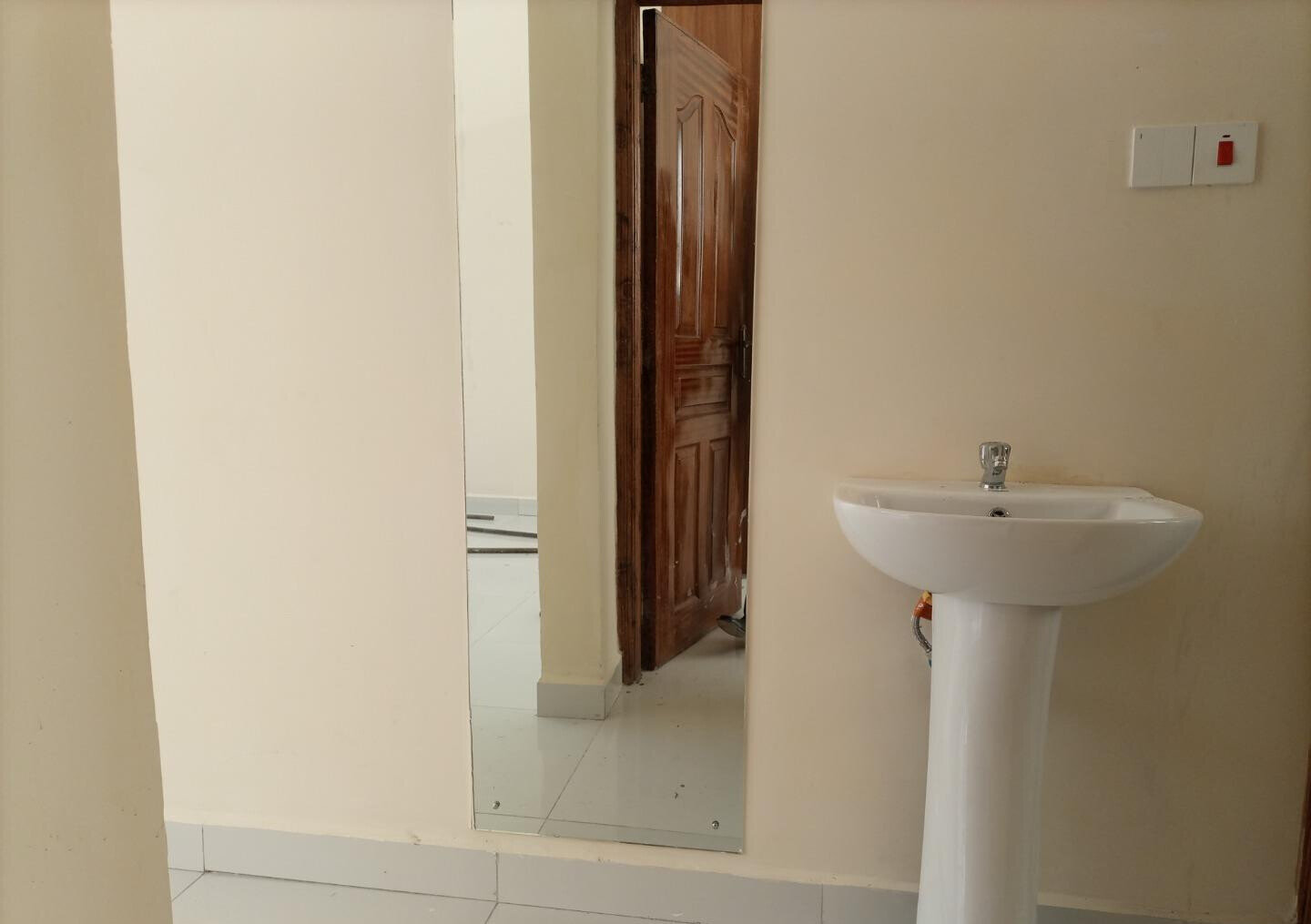 Cozy 1BR with Parking at KSh 38K