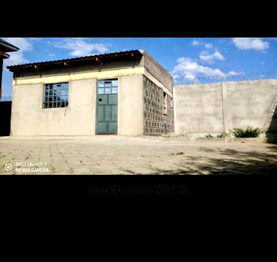 4bdrm Maisonette in Greensteds, Nakuru Town East for Sale - Image 2