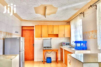 4bdrm Maisonette in Greensteds, Nakuru Town East for Sale - Image 6