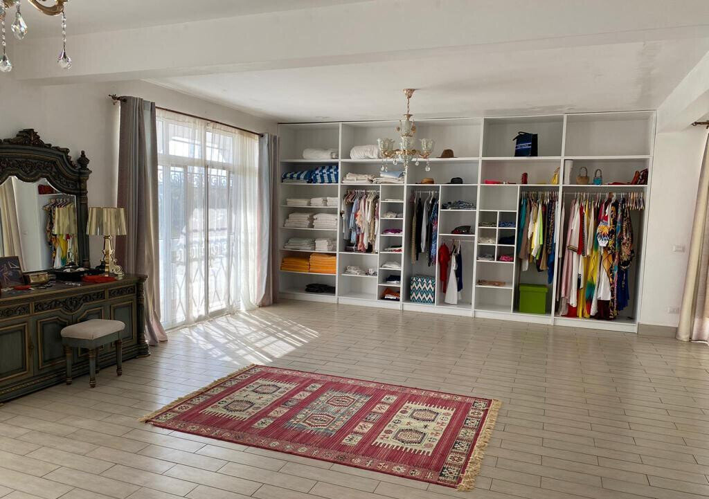 Quarter-Acre Townhouse with Pool & Generator – Malindi