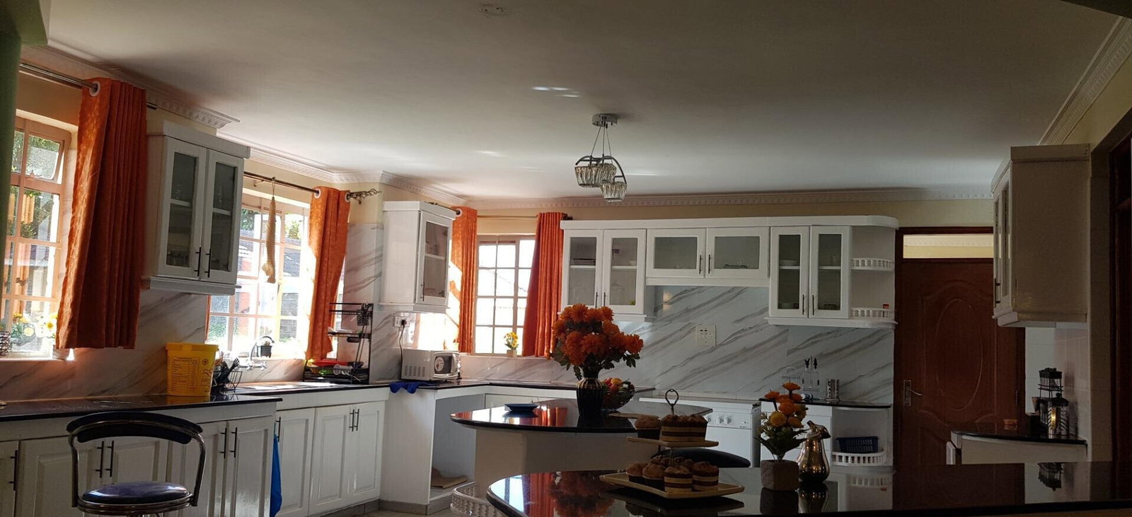 Elegant 5BR Family Home - Runda