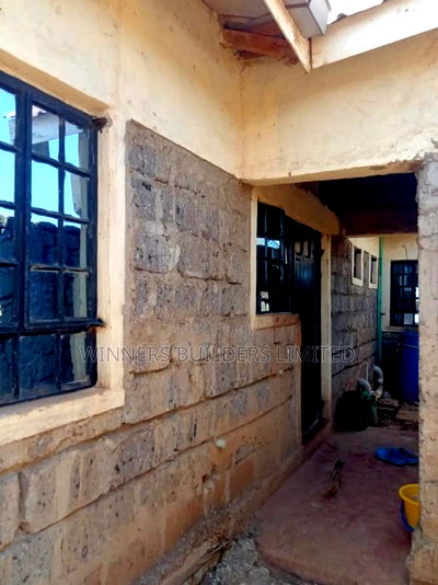 4bdrm Bungalow in Murera for sale - Image 4