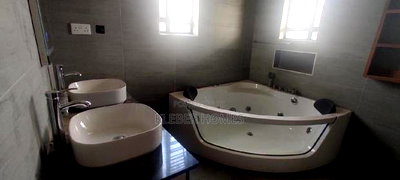 4bdrm Villa in Kiambu Road, Thindigua/Kasarini for sale - Image 6