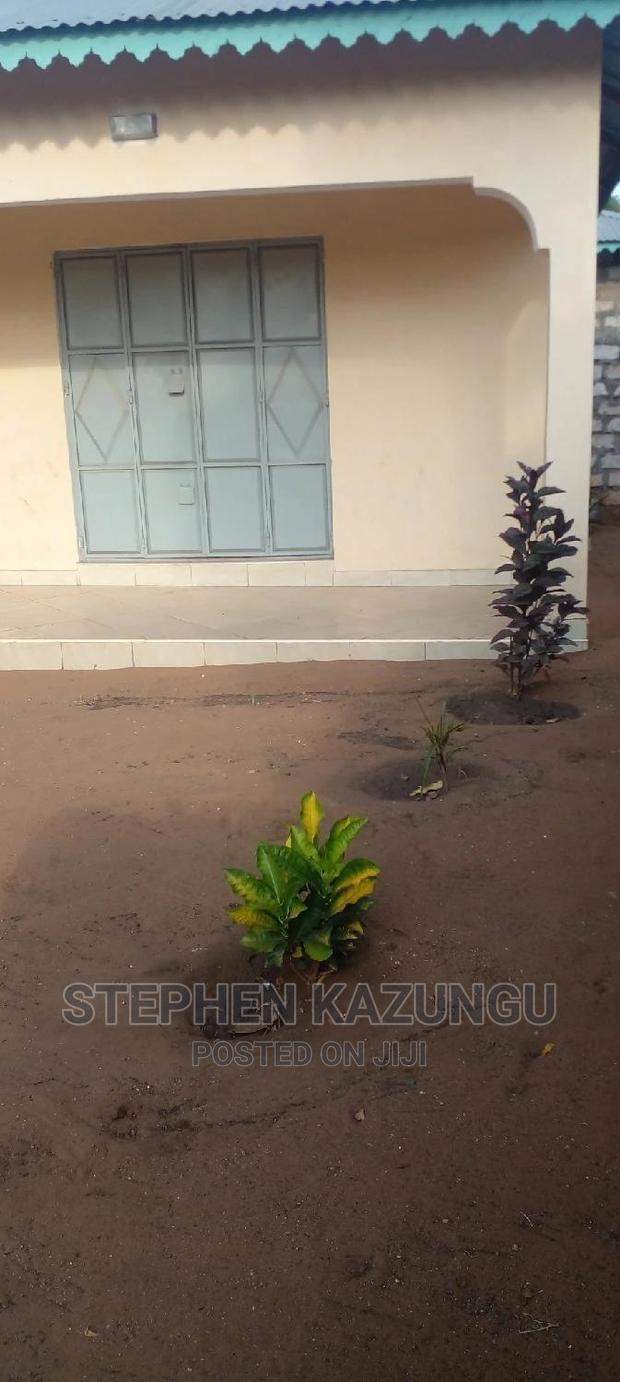 Business Site Shop for Rent, in Malindi at Musoloni Area.