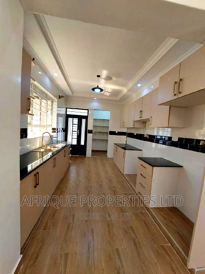 3bdrm Mansion in Ruiru for sale - Image 10