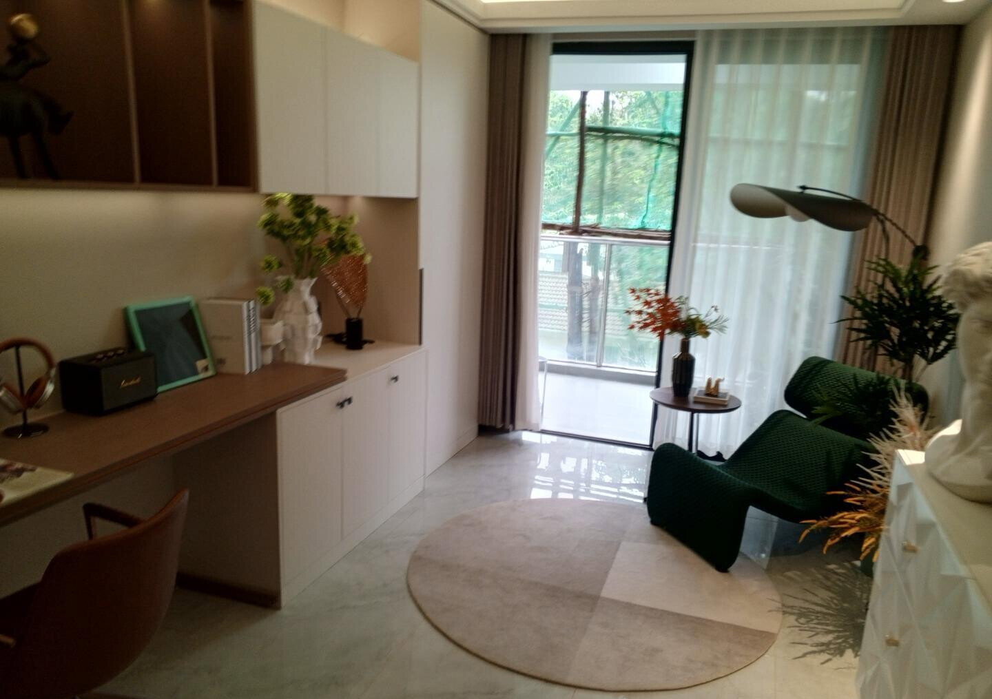 3BR Ensuite with Heated Pool & Gym - Westlands