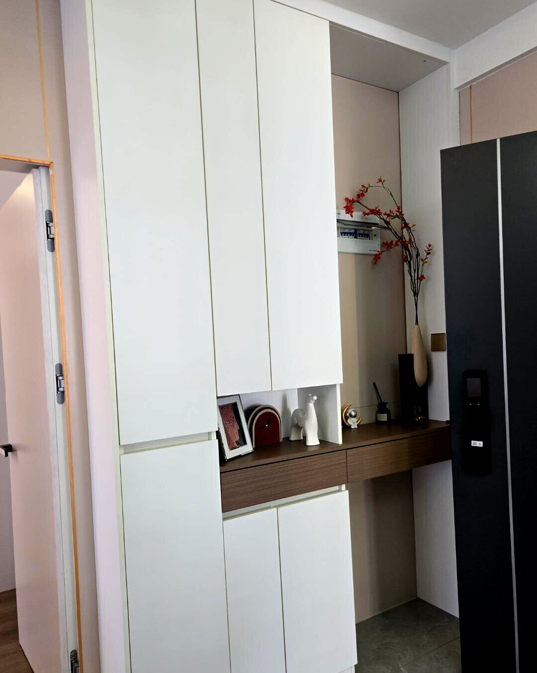 Smart 2BR with Heated Pool & Face Scan Entry - Westlands