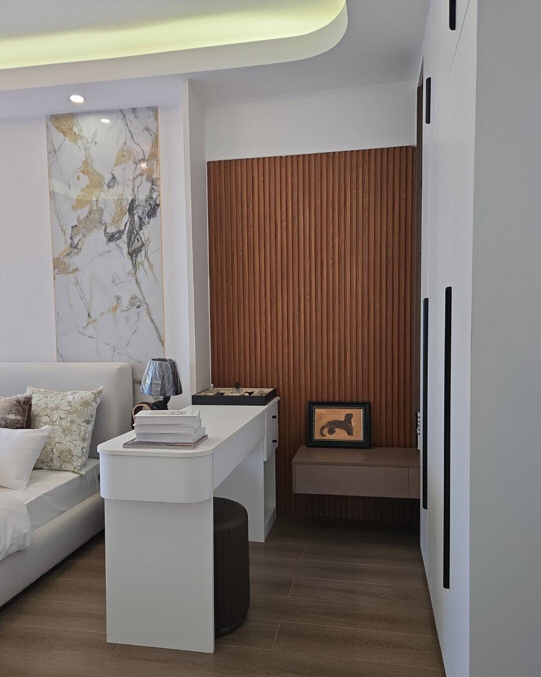 Smart 2BR with Heated Pool & Face Scan Entry - Westlands