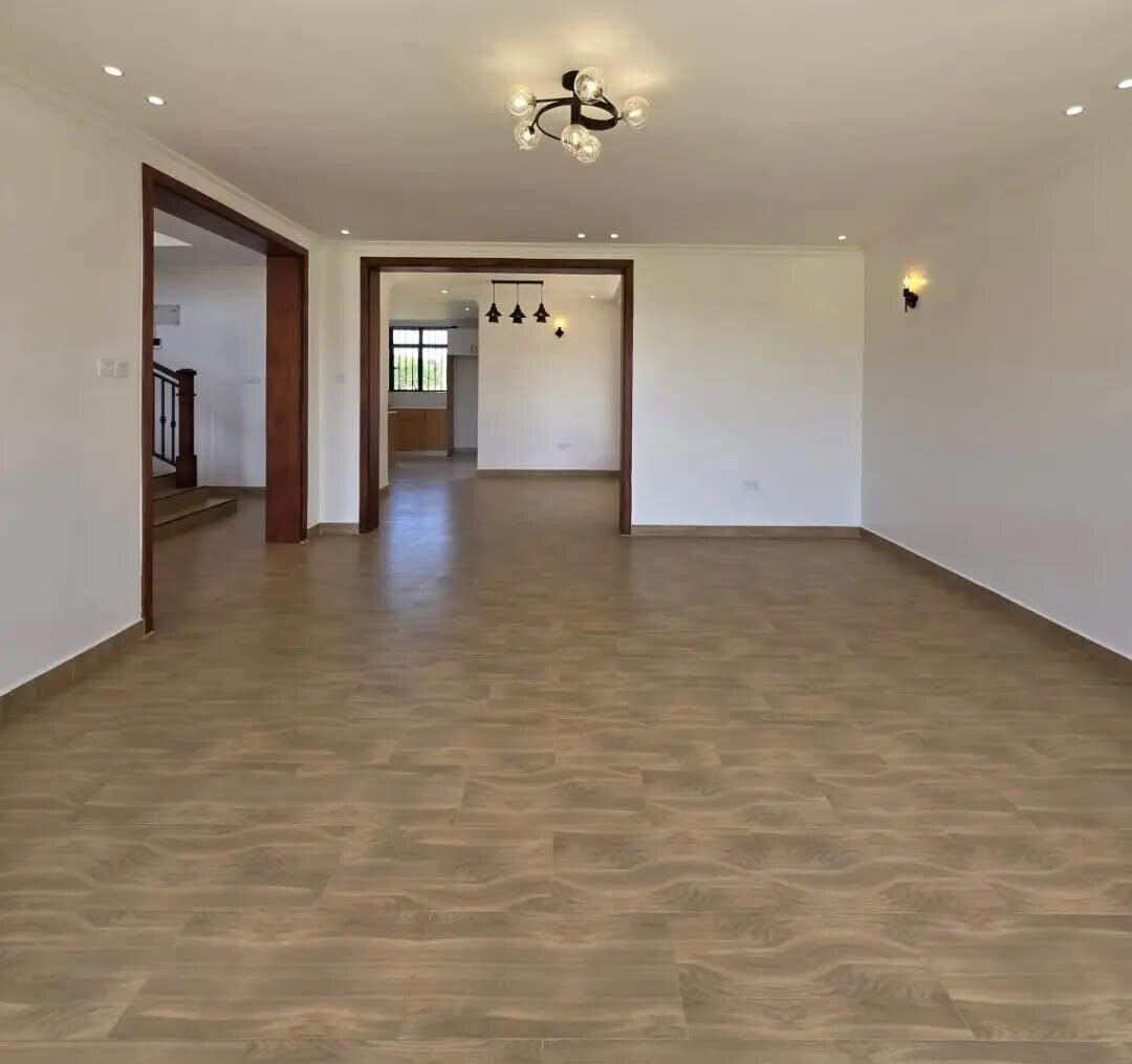 4BR All-Ensuite Townhouse with Rooftop Terrace & Gym - Ruiru