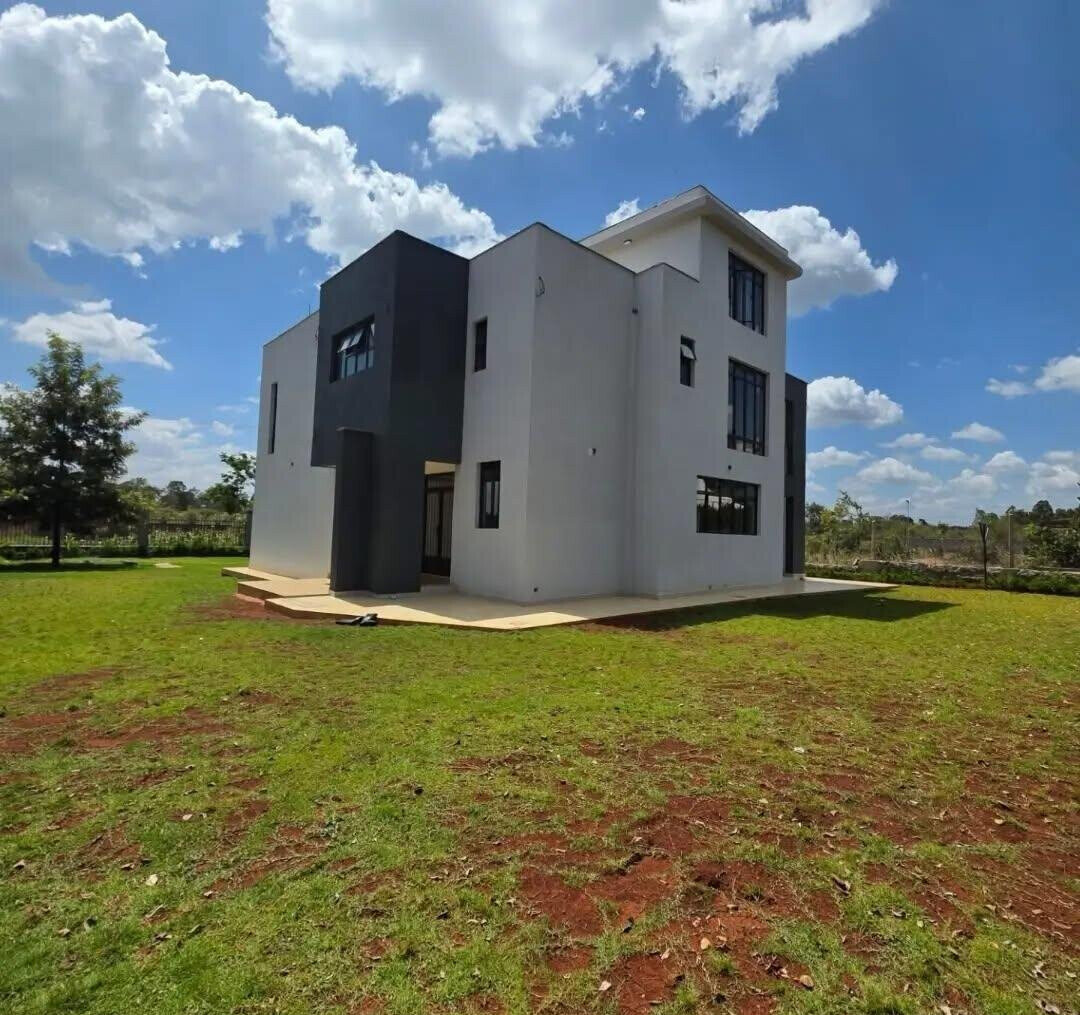 4BR All-Ensuite Townhouse with Rooftop Terrace & Gym - Ruiru