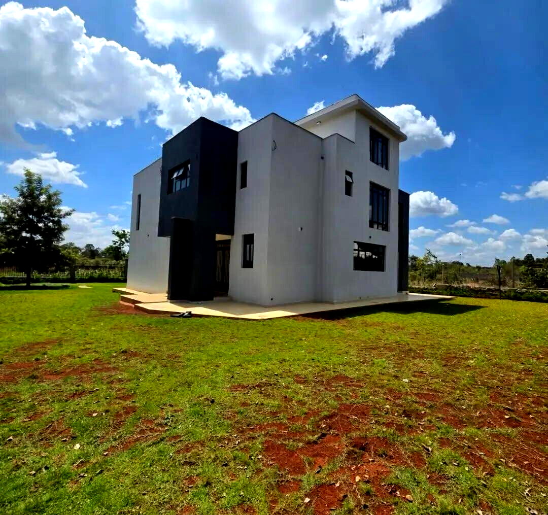4BR All-Ensuite Townhouse with Rooftop Terrace & Gym - Ruiru