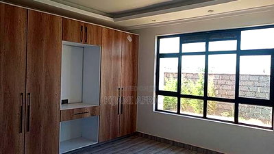 3bdrm Bungalow in Malaa for rent - Image 4