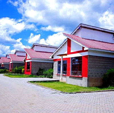 3bdrm Bungalow in Malaa for rent - Image 3