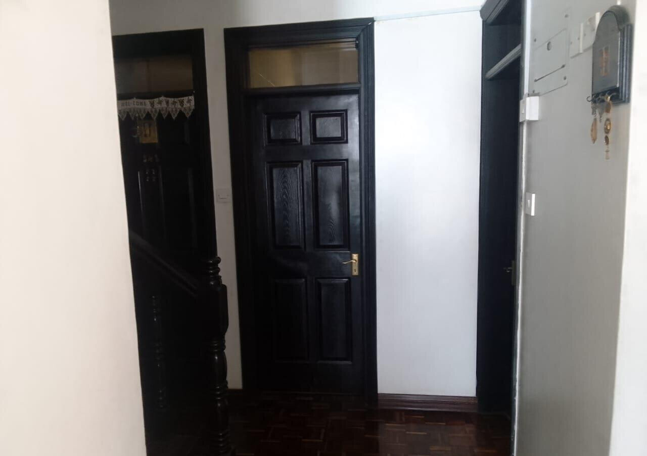 4BR Townhouse with Kitchenette & Guest Room - Parklands