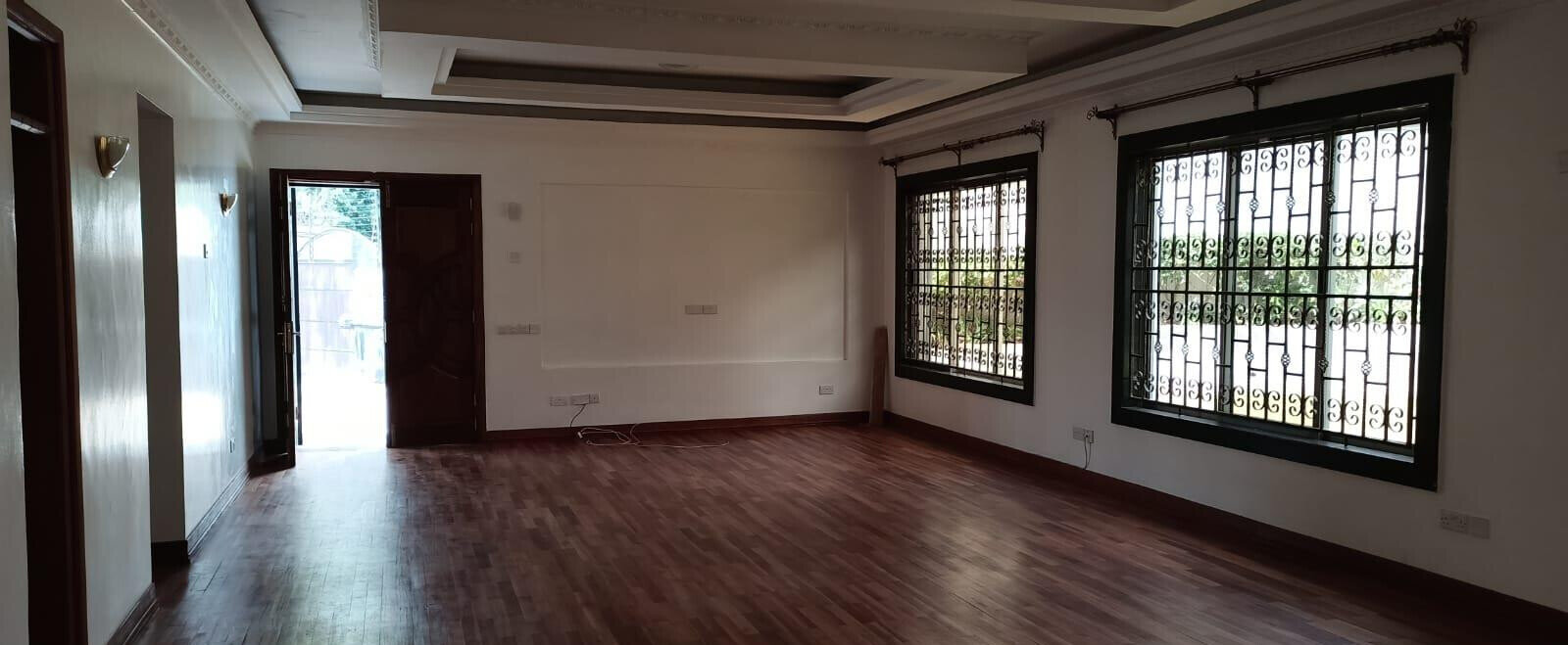 5BR Townhouse with Parking at KSh 70M