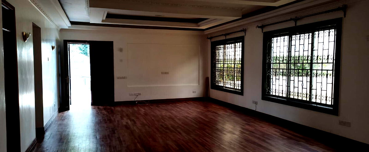 5BR Townhouse with Parking at KSh 70M