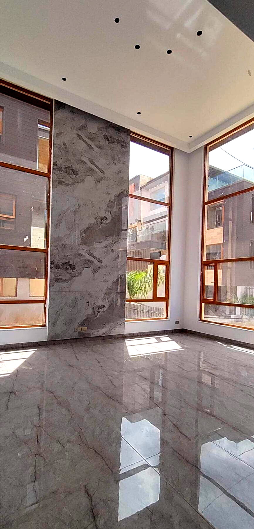 6-Ensuite Villa with Elevator & Entertainment Space - Lavington