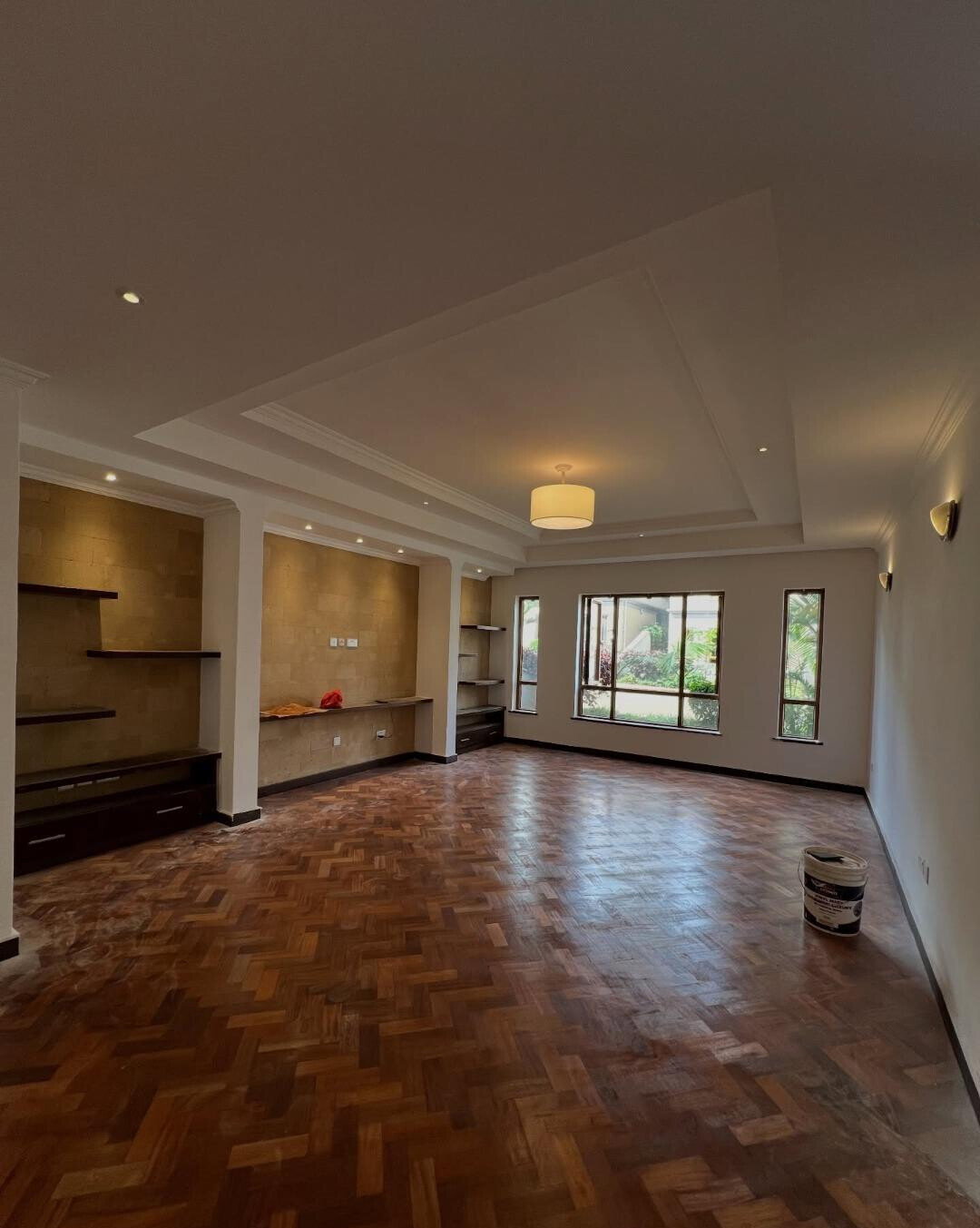 4-Ensuite Townhouse with Generator & Fitted Kitchen - Lavington