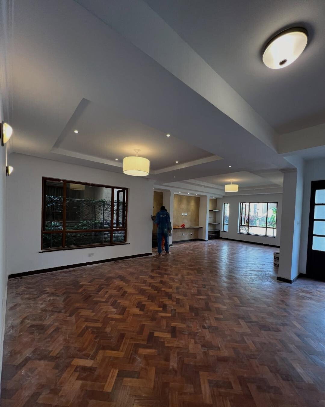 4-Ensuite Townhouse with Generator & Fitted Kitchen - Lavington