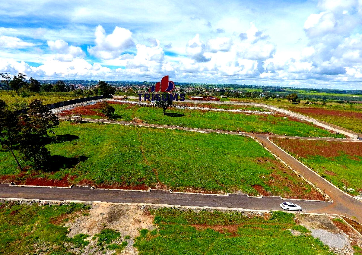 1.8-Acre Plot in Runda at KSh 7M
