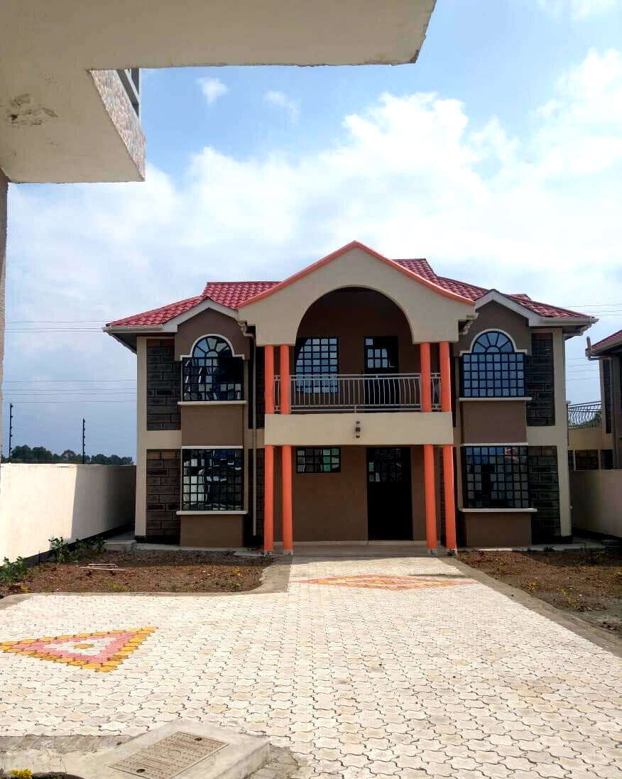 Gated 4BR En-Suite Townhouse with Generator - Lanet, Nakuru