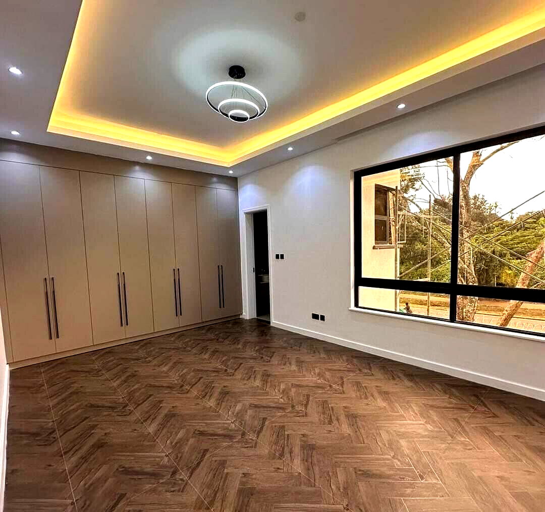 4-Ensuite Townhouse with DSQ & Beko Fittings - Valley Arcade