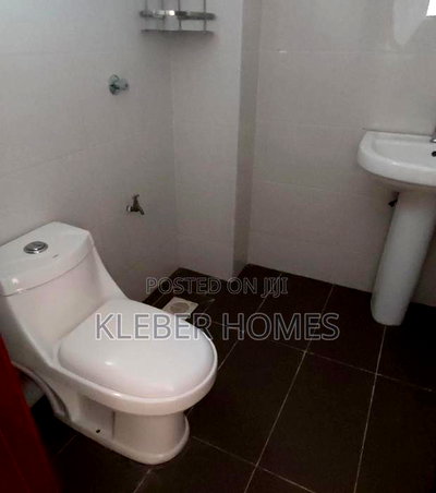 Studio Apartment in Nairobi West for rent - Image 6