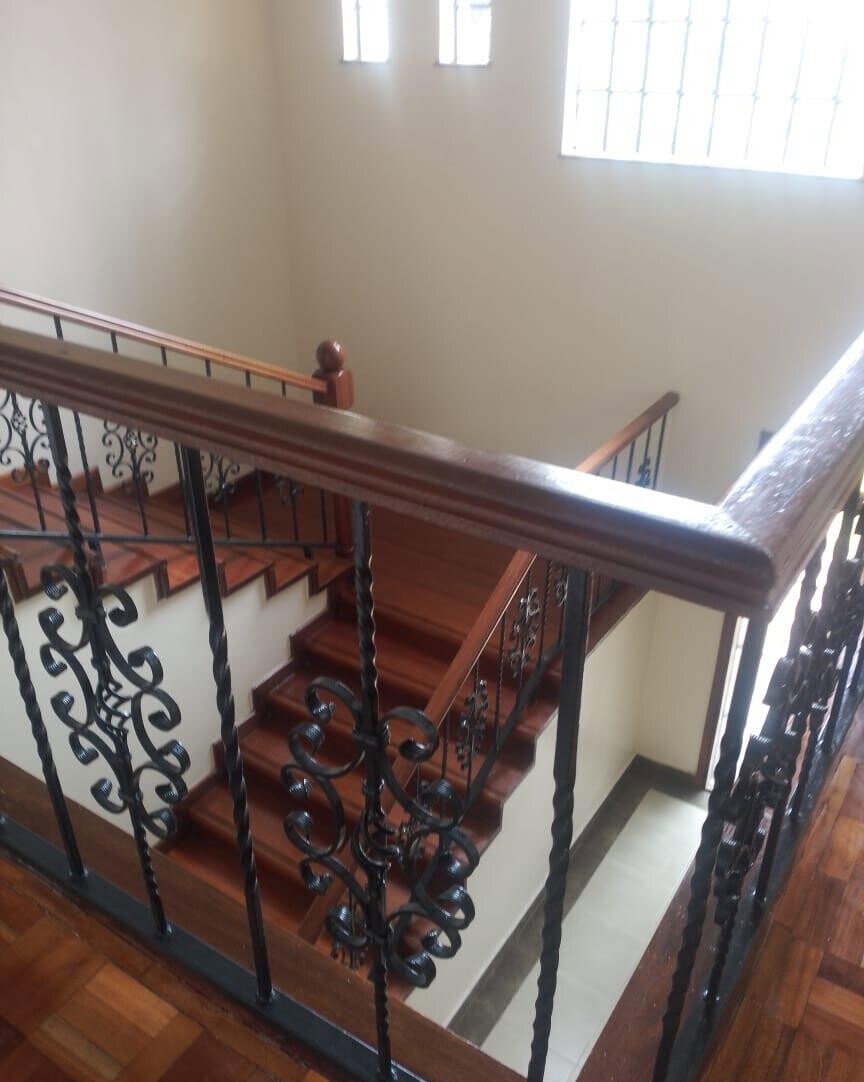Half-Acre Townhouse with Clubhouse Access – Karen