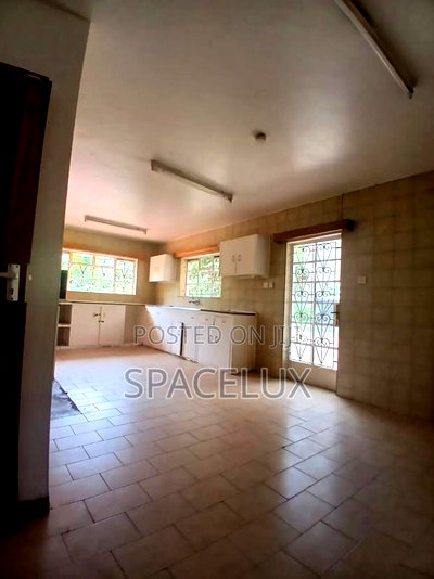 Breath Taking Office - Image 4