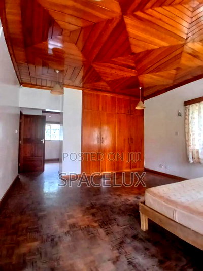 Breath Taking Office - Image 11