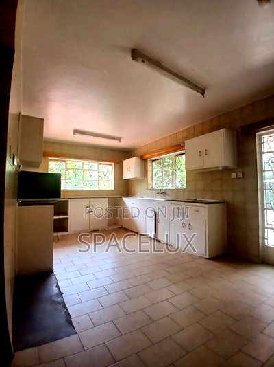 Breath Taking Office - Image 10