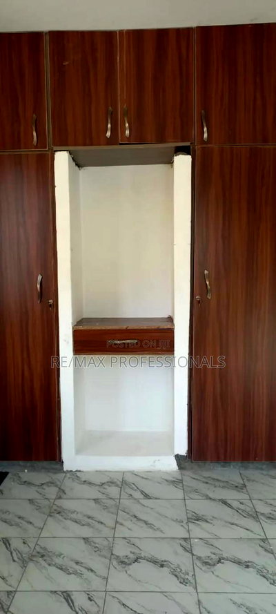 2bdrm Apartment in Majengo for sale - Image 10