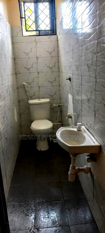 2bdrm Apartment in Majengo for sale - Image 16