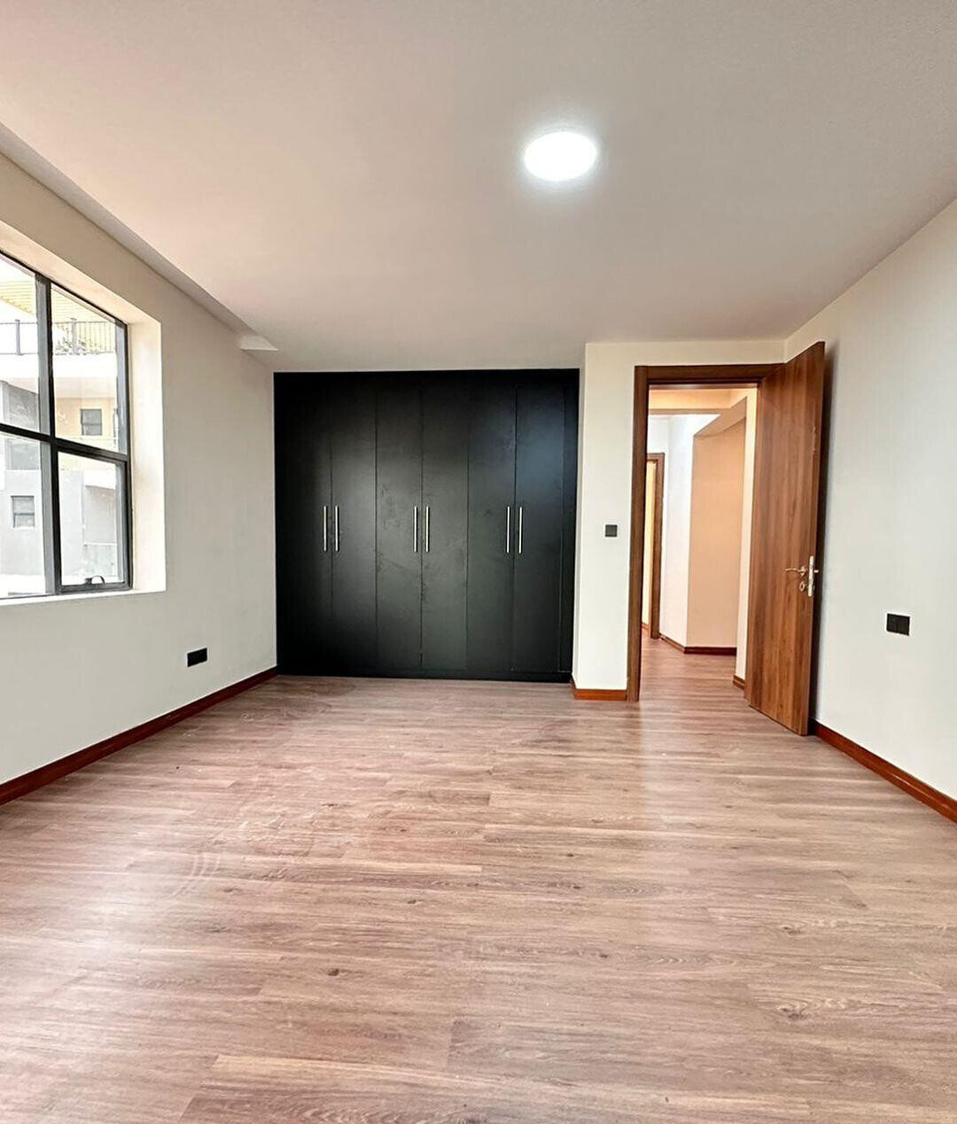 5-Ensuite Townhouse with DSQ & Landscaped Garden - Lavington